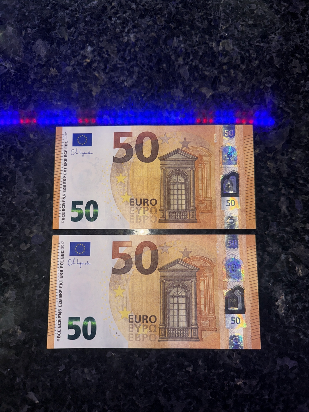 Close-up of supplied €50 production prop notes